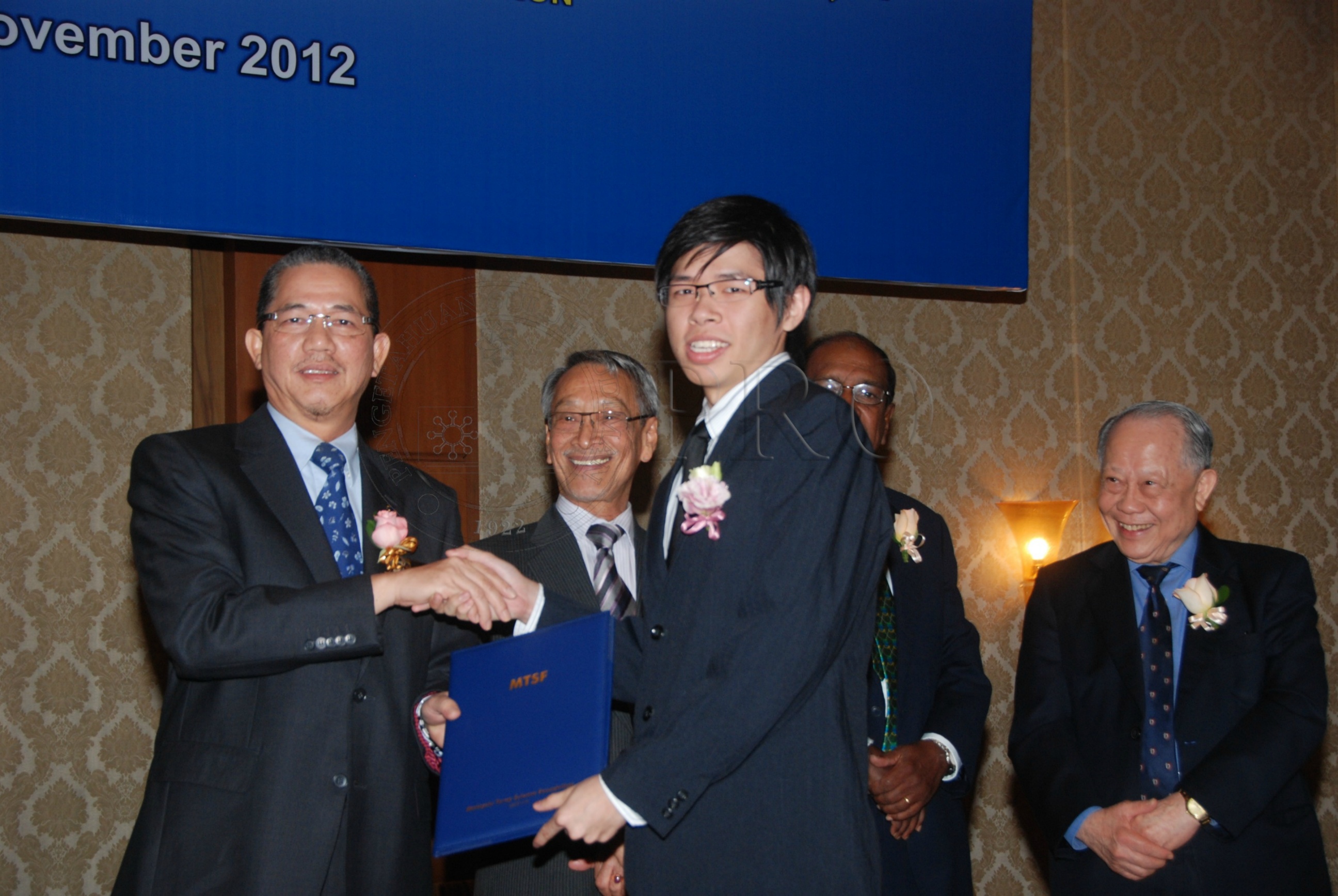 PRO 12 135 toray DSC 9076